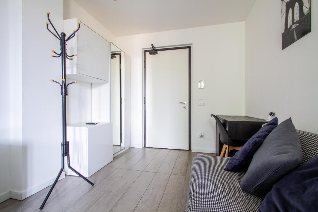 Lux Apartment Milano Metro M2 Exterior foto